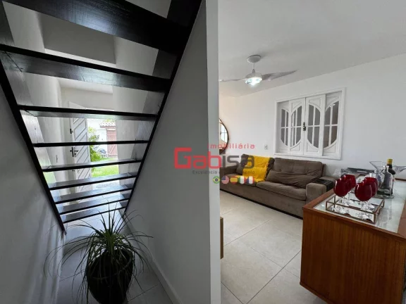 Imagem Casa com 3 dormitórios à venda, 200 m² por R$ 799.000,00 - Palmeiras - Cabo Frio/RJ