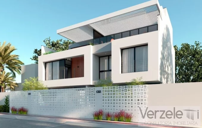 Imagem Casa / Sobrado para Venda em Balneário Camboriú / SC no bairro Centro
