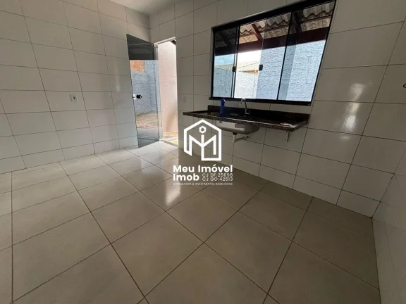 Imagem Casa 2 Qtos 1 Suíte 1 Vaga 80 m² no Parque Estrela Dalva V