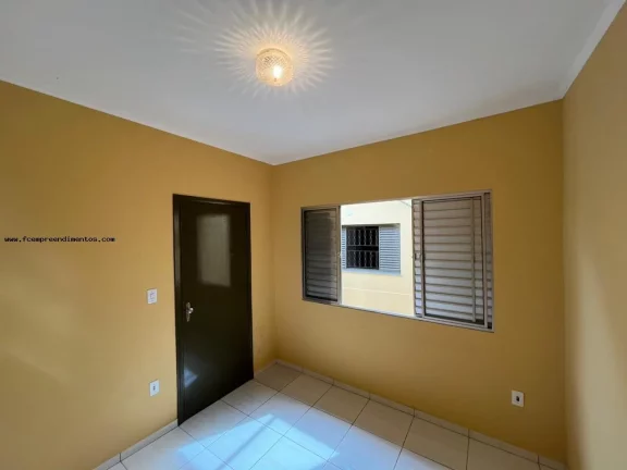 Imagem Casa para Locação em Limeira, Jardim Santa Cecília, 3 dormitórios, 2 banheiros, 2 vagas