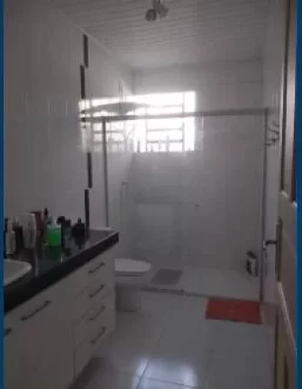 Imagem Casa à Venda em Canasvieiras – 4 Dormitórios 200 Metros da Praia
