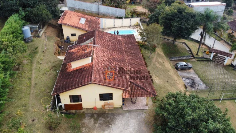 Imagem Chácara com 3 dormitórios à venda, 2700 m² por R$ 750.000,00 - Tenentes - Extrema/MG