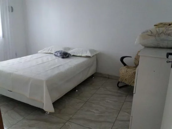 Imagem Duas Casas residenciais no Centro do Balneário Pinhal