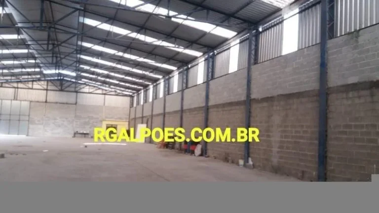 Imagem Galpão para Locação em DUQUE DE CAXIAS, Capivari, 2 banheiros