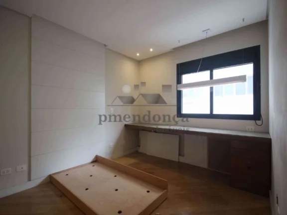 Imagem Apartamento em Higienópolis com 4 quartos (2 suítes) e 4 vagas, 202m²
