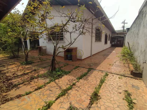 Imagem Casa térrea em 2 lotes bem localizada, à venda em Peruíbe