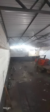 Imagem Galpão para Locação em Santa Luzia, 250m², 2 Banheiros