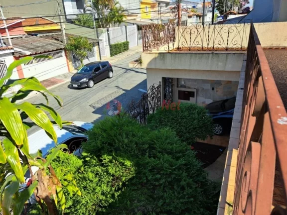 Imagem Sobrado espaçoso bem localizadoà venda no bairro Assunção, São Bernardo do Campo, com 3 dormitórios, sendo 1 suíte, 5 vagas, 246 m².