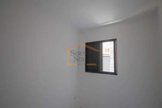 Imagem Apartamento com 35m², dispõe de 2 dormitórios, 1 banheiro, sala dois ambientes, cozinha com gabin...
