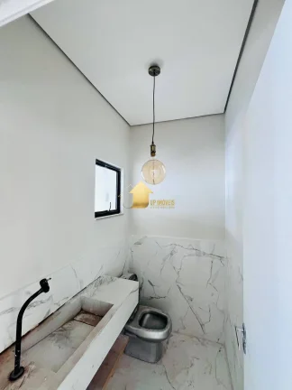 Imagem Casa 3 suítes composta com planejados Condomínio Alphaville 2