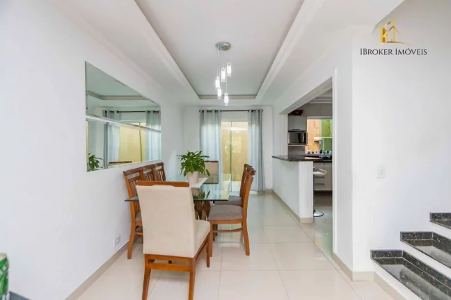 Imagem Sobrado com 3 quartos à venda, 143 m² por R$ 890.000 - Bairro Alto - Curitiba/PR