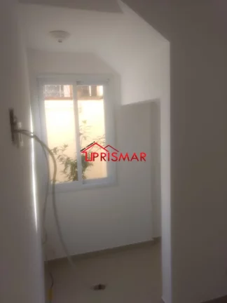 Imagem Sobreposta térrea semi nova 2 dormitórios 1 vaga Aparecida