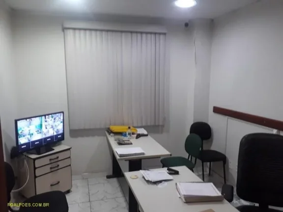 Imagem Galpão para Venda em DUQUE DE CAXIAS, SARACURUNA, 2 banheiros