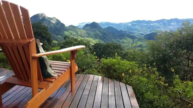 Imagem Refúgio de Altitude em São Bento do Sapucaí: 175.000 m² de Privacidade e Vista Permanente para a Pedra do Baú