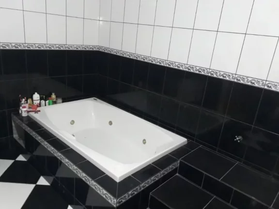 Imagem Sobrado com 4 dormitórios à venda, 400 m² por R$ 1.000.000,00 - Vila Virgínia - Itaquaquecetuba/SP
