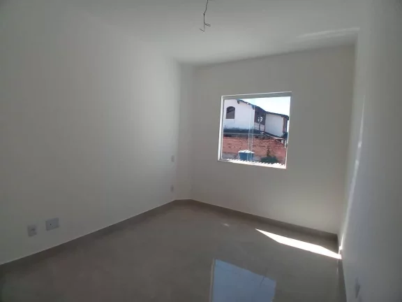 Imagem casa geminada, 2 suítes, 1 varanda,1 lavabo, 1 garagem