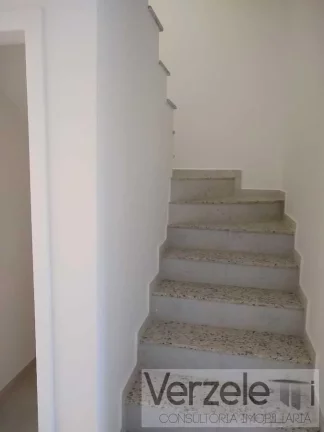 Imagem Casa / Sobrado para Venda em Balneário Camboriú / SC no bairro Ariribá