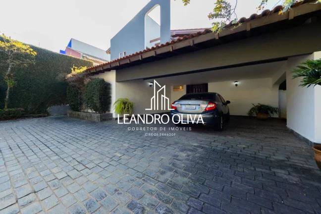 Imagem Casa tipo para venda em Vila Tramontano com 4 quartos, sendo 2 suítes, 375m²