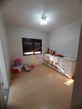 Imagem Apartamento com 210m², 4 dormitórios sendo 2 suítes, todos com armários. Possui sala para dois a...