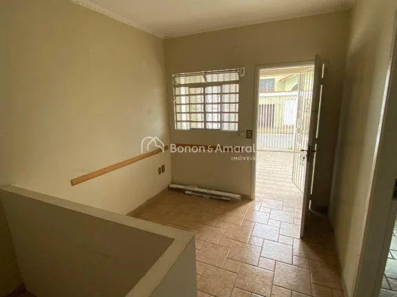 Casa comercial ou residencial à venda, térrea, 5 salas, 3 vagas de garagem no Bosque, Campinas/SP