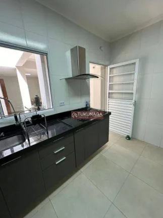 Imagem Casa com 3 dormitórios à venda, 130 m² por R$ 650.000,00 - Vila Galvão - Guarulhos/SP