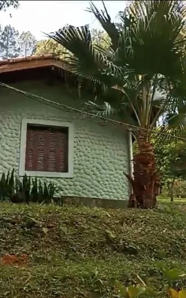 Imagem ???? "Um sítio DENTRO da cidade? Com 5 casas prontas e a 5 MINUTOS da represa!"