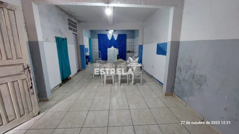 Imagem CASA À VENDA PRÓXIMO AO CENTRO DE COTIA/SP
