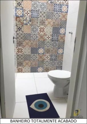 Imagem Casa em condomínio à venda em Cotia-SP, Chácara Tropical, 3 quartos, 2 salas, 1 banheiro, 2 vagas de garagem, 58m².