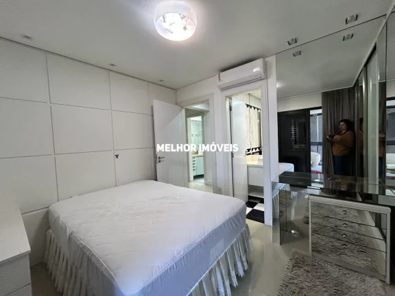 Imagem Locação Anual - Apartamento Frente Mar com 3 dormitórios e 2 vagas de garagem - Balneário Camboriú -SC