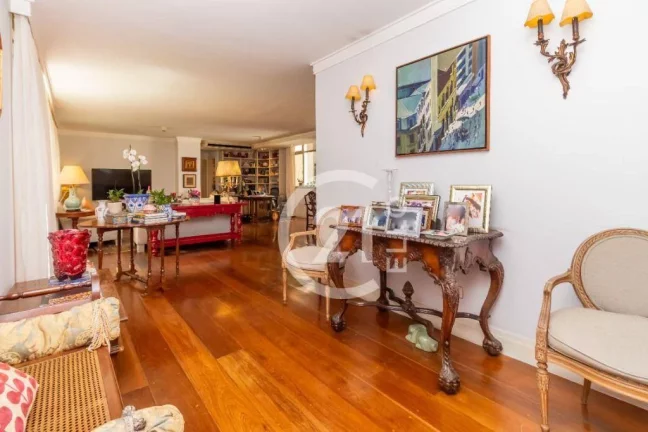Imagem Jardins, parte plana, 183m²