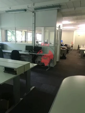 Imagem Sobrado Comercial com 600m² para Locação no bairro Jardim em Santo André
