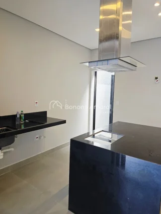 Imagem Esta linda casa térrea nova está localizada em um condomínio com excelente localização, com fá...