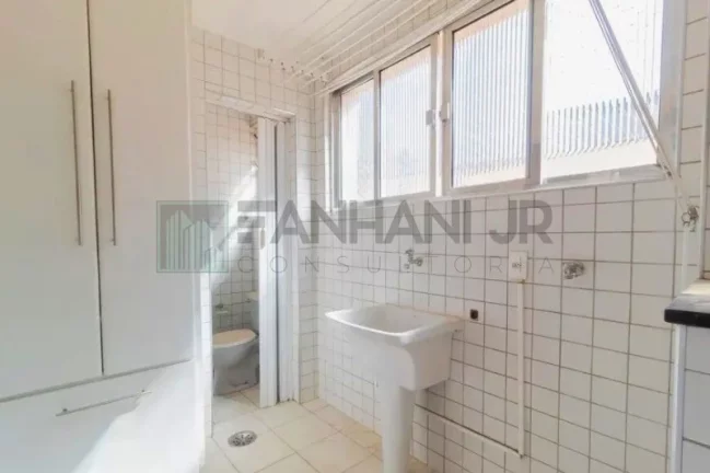 Imagem Apartamento à venda em São Paulo-SP, Itaim Bibi: 3 quartos, 1 suíte, 2 salas, 3 banheiros, 2 vagas, 107m². Venha conferir!