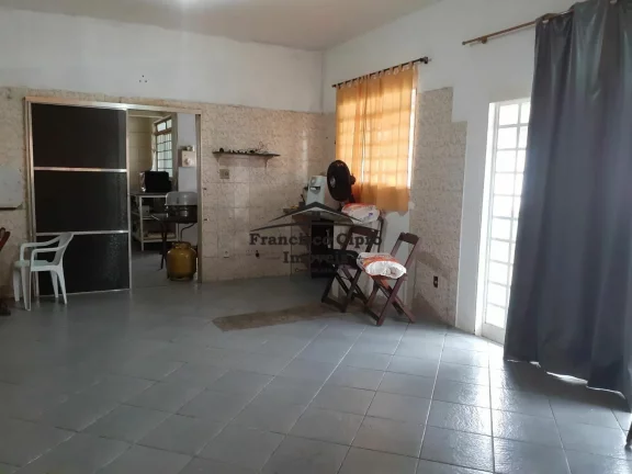 Imagem Casa à venda no bairro São Dimas - Guaratinguetá/SP