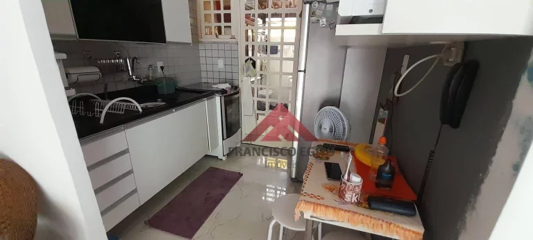 Imagem Casa com 2 dormitórios à venda, 58 m² por R$ 280.000,00 - Maria Paula - São Gonçalo/RJ