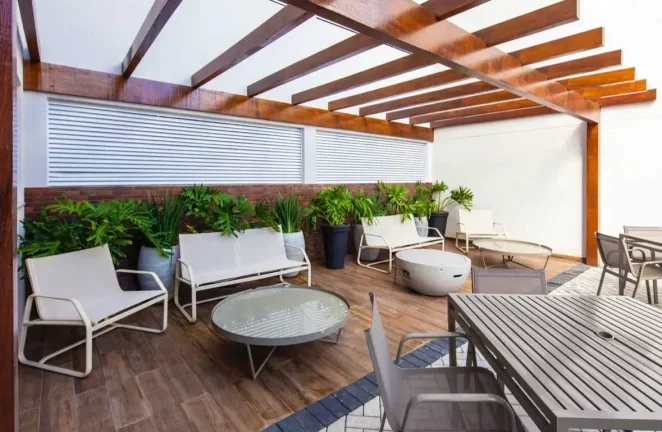 Imagem Apartamento mobiliado com 3 dormitórios sendo 1 suíte e 2 vagas no Bairro São João em Itajaí