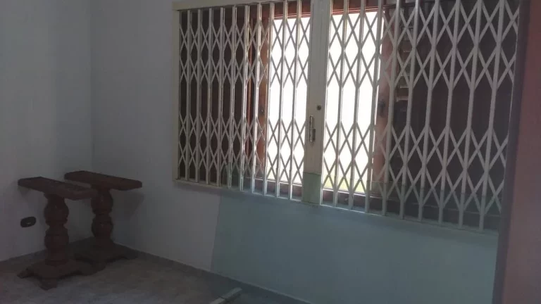 Imagem CASA A VENDA PARA USO OU DEMOLIÇÃO NO BAIRRO CAMPESTRE COM EDÍCULA - SANTO ANDRÉ