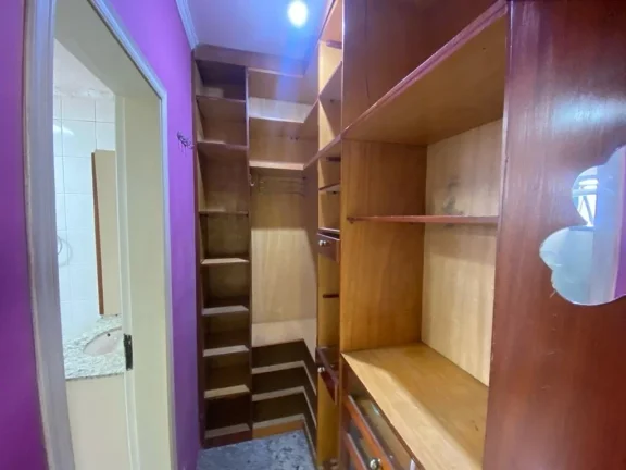 Imagem Apartamento 130M², 4Q, 1 Suíte, 4 Banheiros, 2 Vagas de Garagem, Piscina Adulto/Infantil, Salão de Festas, Churrasqueira, Playground, Espaço Gourmet.