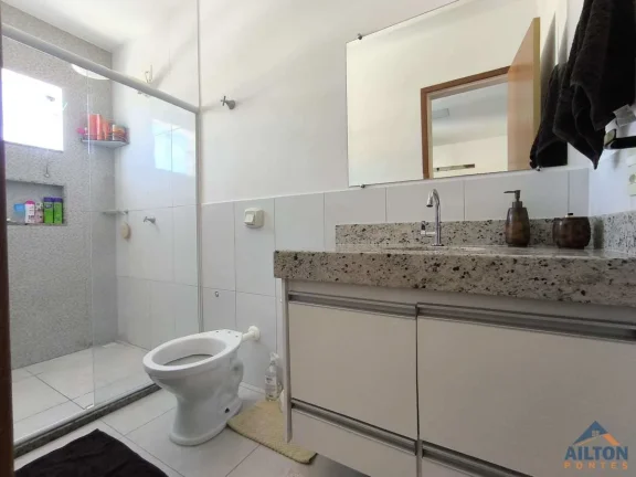 Imagem Casa Duplex com 2 Suítes à Venda em Praia de Santa Mônica - Guarapari/ES