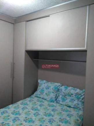 Imagem Linda cobertura em Guarulhos, com 2 dormitórios, sala com sacada, 2 banheiros, cozinha espaçosa com planejado e balcão americano de granito e uma área