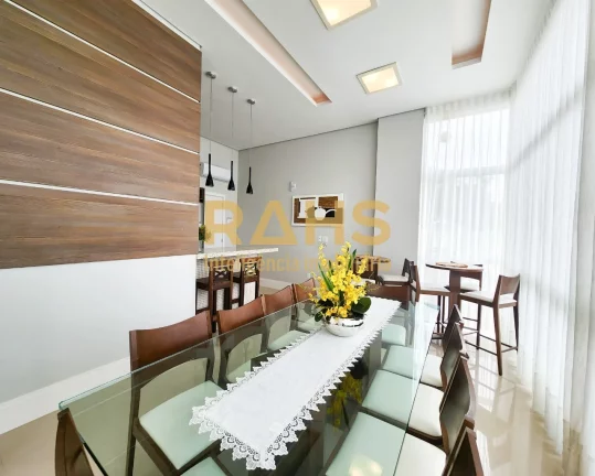 Imagem Lindo apartamento Alto Padrão completo com vista pro mar e serra em Balneário Piçarras! Localizad...