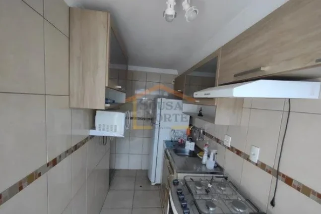 Imagem Apartamento com 52m², distribuídos em 3 dormitórios, 1 banheiro, cozinha integrada à área de se...