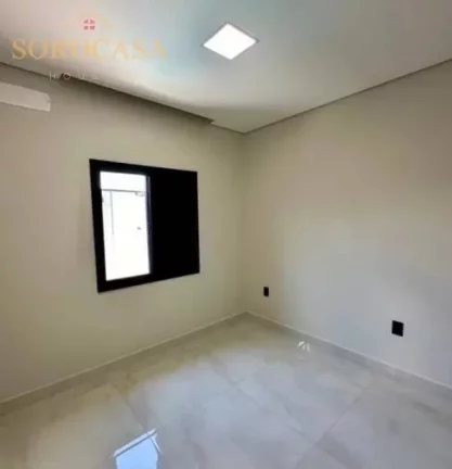 Imagem Casa à Venda - 3 dorm. 1 suite Piscina - Cond. Horto Villagio