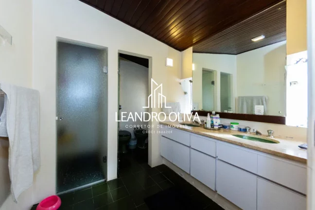 Imagem Casa tipo para venda em Vila Tramontano com 4 quartos, sendo 2 suítes, 375m²