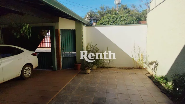 Imagem Casa com 3 dormitórios à venda, 250 m² por R$ 650.000,00 - Parque Universitário - Rio Claro/SP