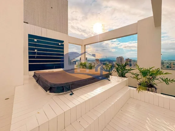 Imagem Apartamento á venda com 3 dormitórios no centro de Torres/RS