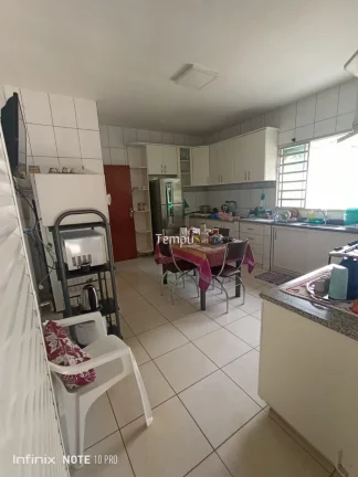 Imagem Casa à venda no bairro Cidade Jardim - Goiânia/GO