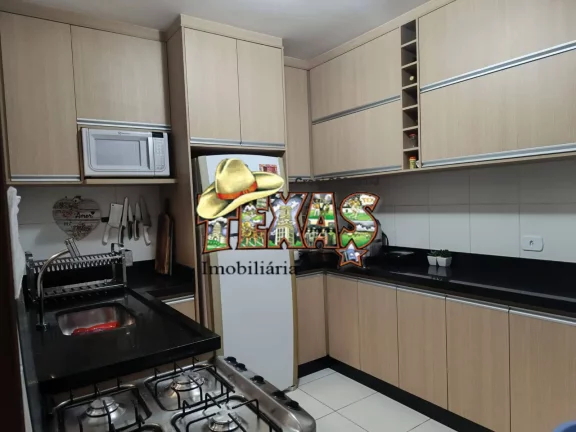 Imagem SOBRADO Á VENDA EM LIMOEIRO