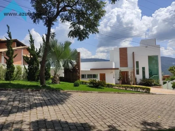 Imagem Casa de Alto Padrão à Venda em Condomínio Exclusivo