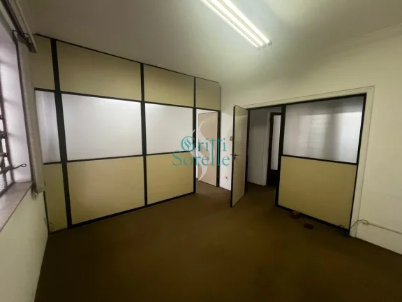 Imagem Sobrado Comercial/Residencial à Venda em Jardim América - São Paulo/SP.